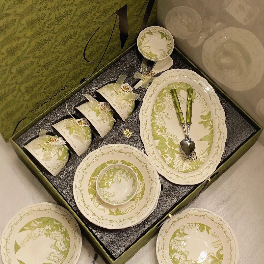 🌿 Lily of the Valley Garden Collection