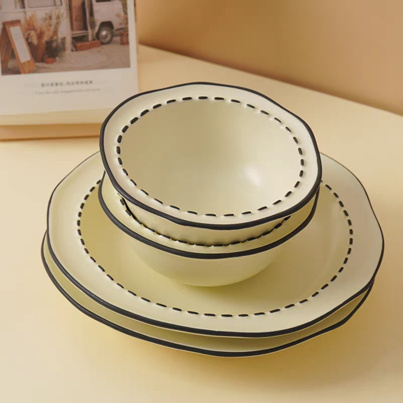 Macaron Color Anime Style Tableware