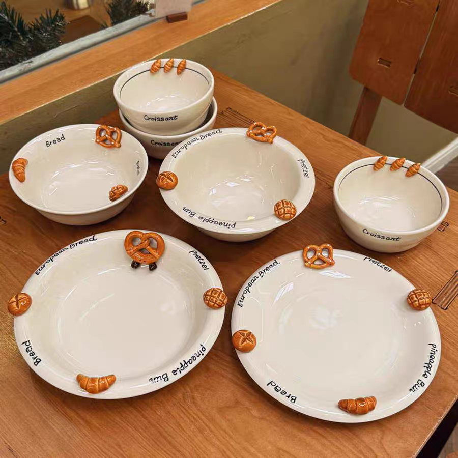 🥐 Croissant Relief Ceramic Collection