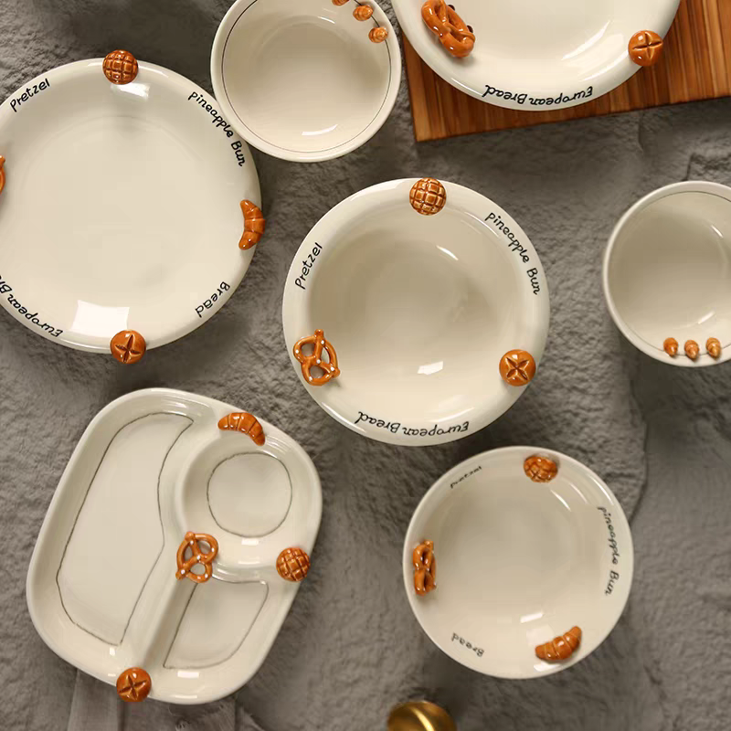 🥐 Croissant Relief Ceramic Collection