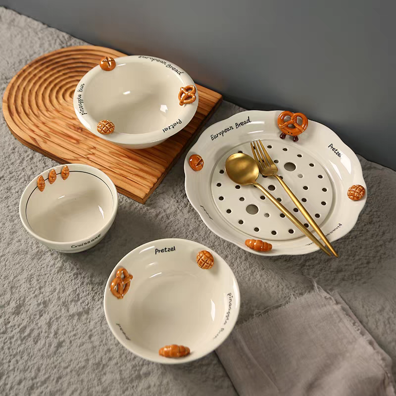 🥐 Croissant Relief Ceramic Collection