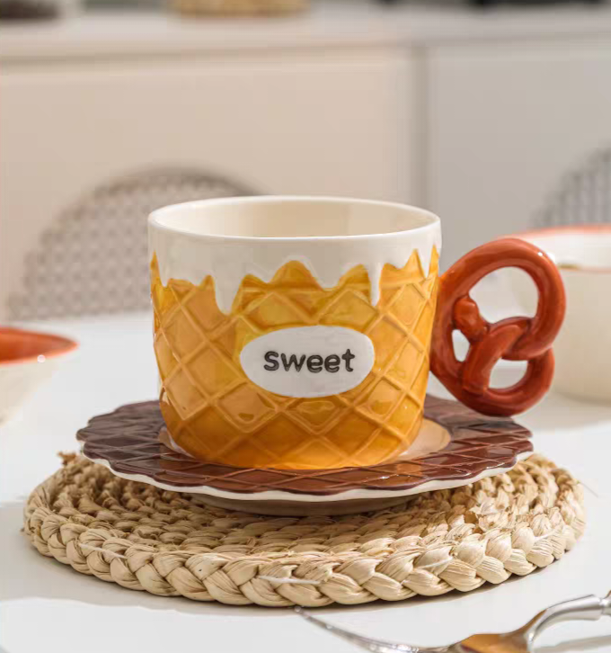 🍞 Sweet Crust Embossed Ceramic Mug Set