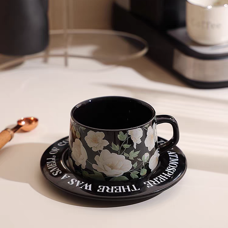 🌺 Camellia Bloom Ceramic Mug Set