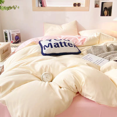 🍓 Strawberry Cream Bedding Set