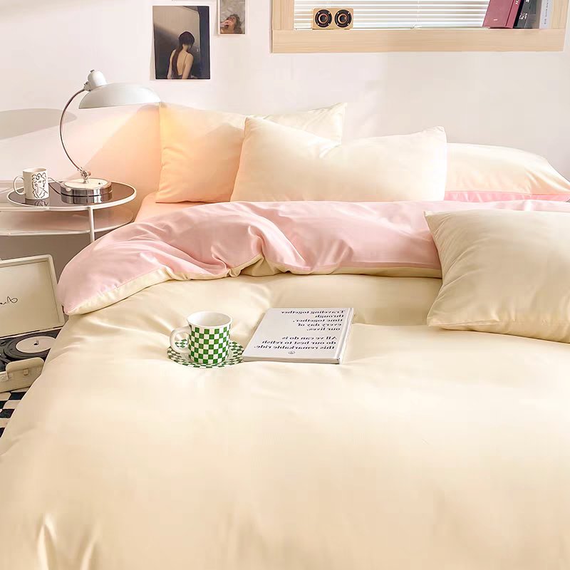 🍓 Strawberry Cream Bedding Set