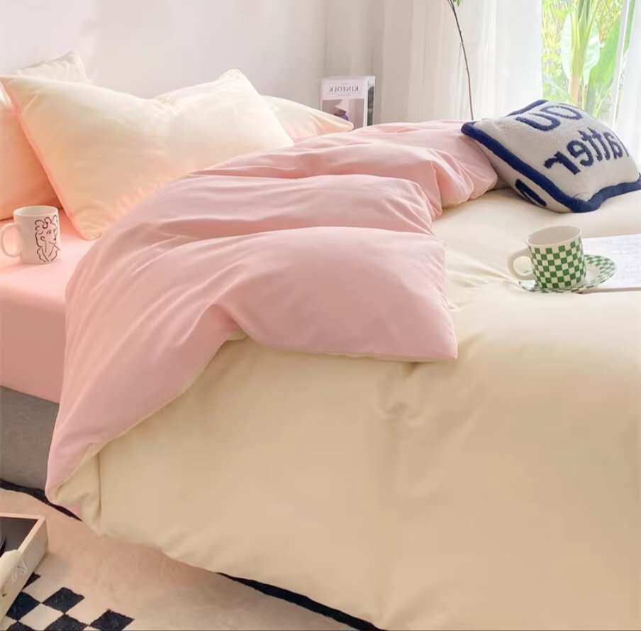 🍓 Strawberry Cream Bedding Set